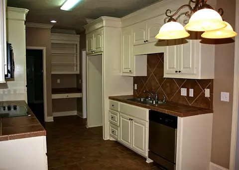 212 Tucker Dr, Brandon, MS 39042 photo 6