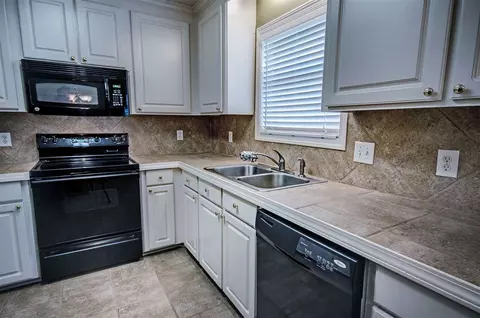 218 Cherry Bark Dr, Brandon, MS 39047 photo 8