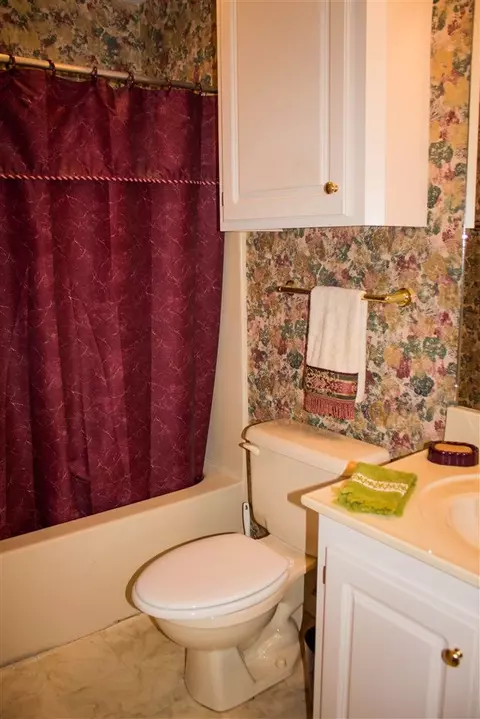 925 Eagles Nest Dr, Byram, MS 39272 photo 14