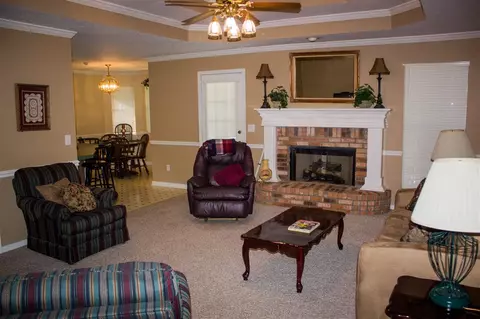 925 Eagles Nest Dr, Byram, MS 39272 photo 6