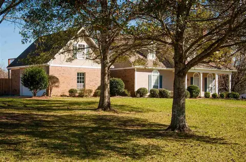 201 Devonport Cir, Raymond, MS 39154 photo 5