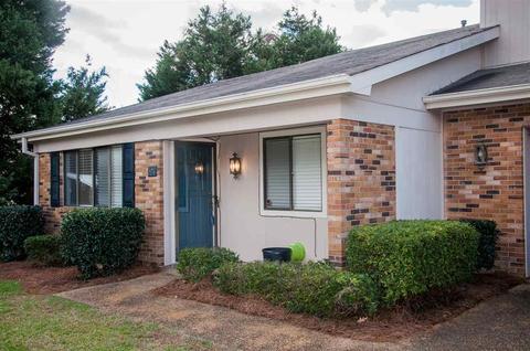 327 Lakebend Dr, Brandon, MS 39042 photo 1