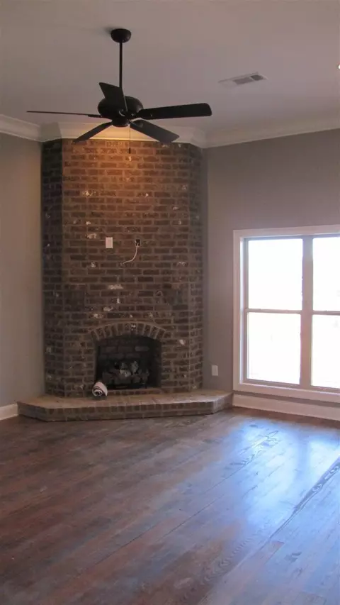 617 Macbeth St, Brandon, MS 39047 photo 4