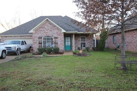 242 Jacks Pl, Brandon, MS 39047 photo 1