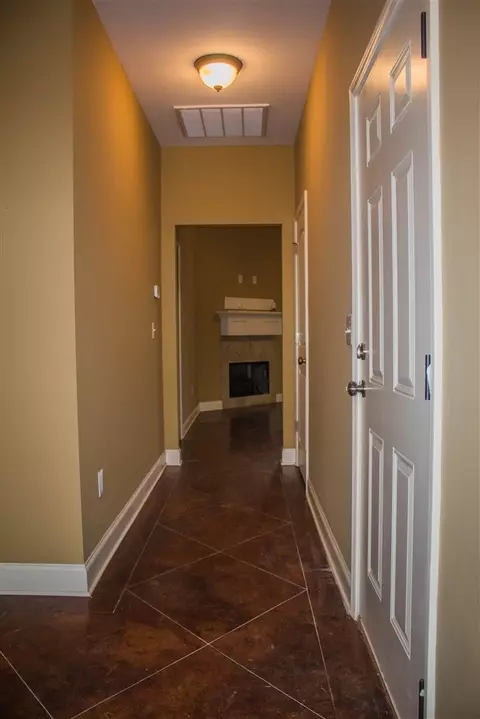 2015 Pebble Creek Dr, Brandon, MS 39042 photo 2
