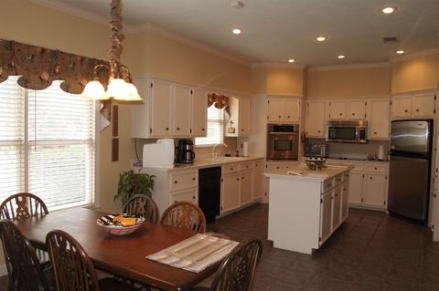 268 Meadowoods Dr, Jackson, MS 39211 photo 13