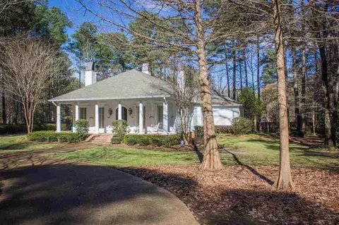 388 Ingleside Dr, Madison, MS 39110 photo 2