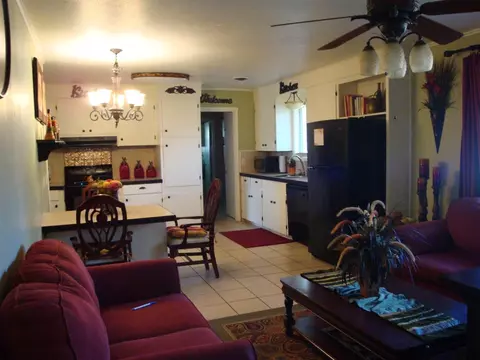 1158 Autumn St, Jackson, MS 39212 photo 7