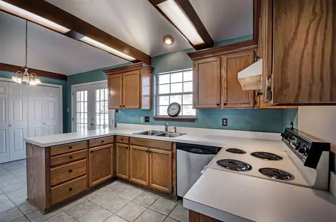 401 Busick Wells Rd, Brandon, MS 39042 photo 9