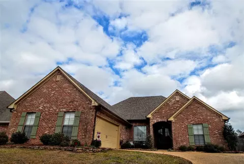 151 Willow Crest Cir, Brandon, MS 39047 photo 1