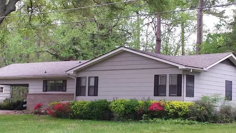 1441 Wilhurst St, Jackson, MS 39211 photo 1