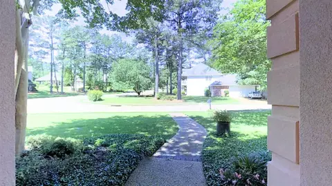700 Woodgate Dr, Madison, MS 39110 photo 3