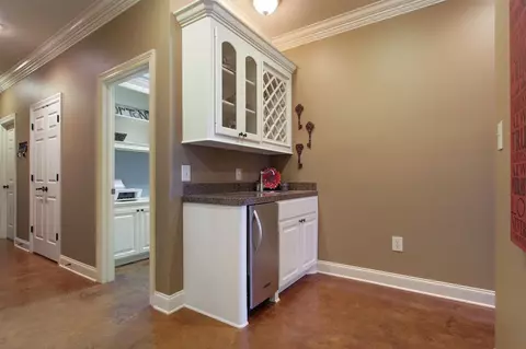 136 W Legacy Dr, Brandon, MS 39042 photo 8