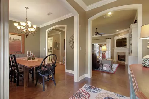 136 W Legacy Dr, Brandon, MS 39042 photo 2