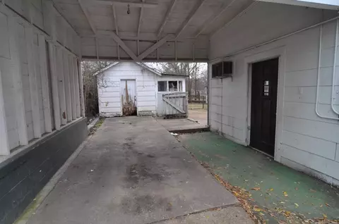 345 E Ridgeway St, Jackson, MS 39206 photo 3