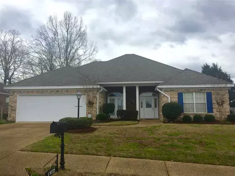 136 Raulston Dr, Byram, MS 39272 photo 1
