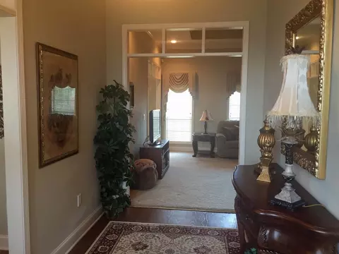 136 Raulston Dr, Byram, MS 39272 photo 12
