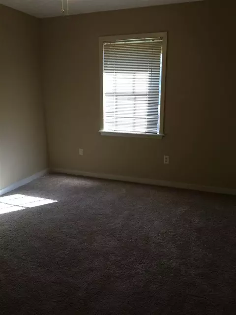 970 Valley Falls Rd, Jackson, MS 39212 photo 8