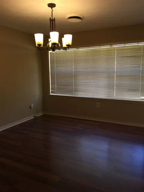 970 Valley Falls Rd, Jackson, MS 39212 photo 7