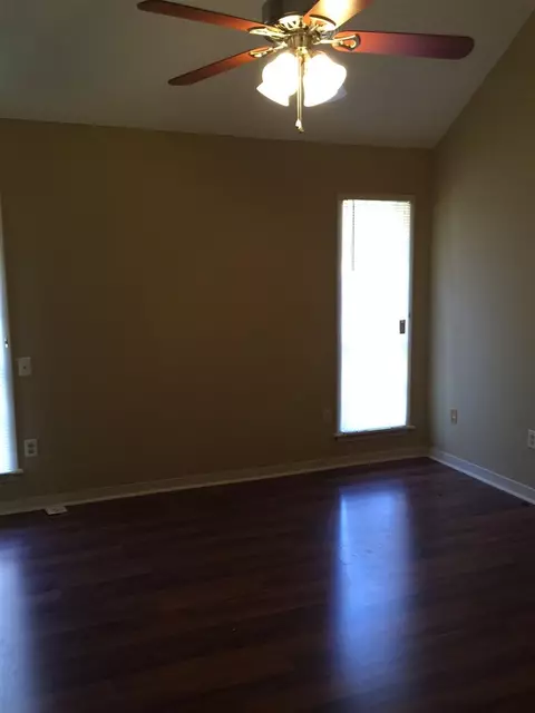 970 Valley Falls Rd, Jackson, MS 39212 photo 9