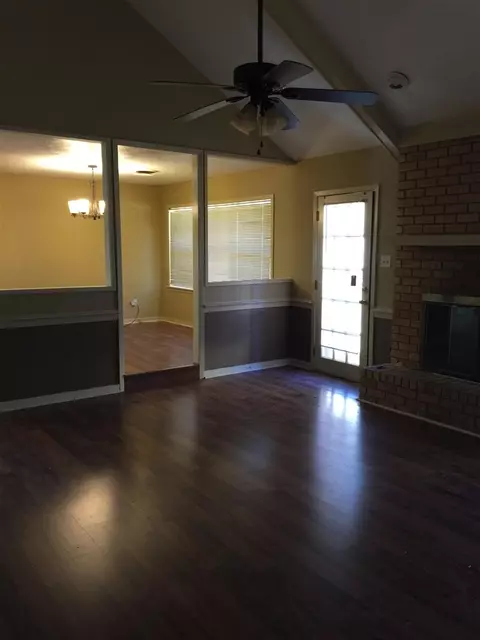 970 Valley Falls Rd, Jackson, MS 39212 photo 3