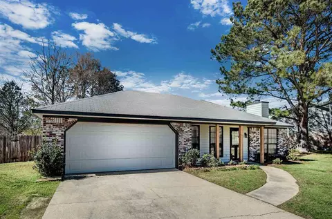 215 River Bend Dr, Byram, MS 39272 photo 1