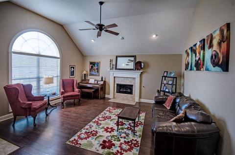 512 E Knights Cv, Brandon, MS 39047 photo 6