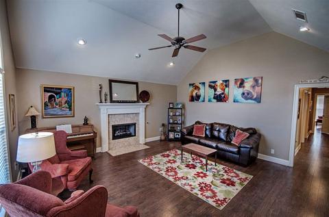 512 E Knights Cv, Brandon, MS 39047 photo 5