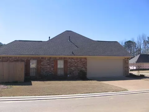 105 Meadow Creek Dr, Brandon, MS 39042 photo 4