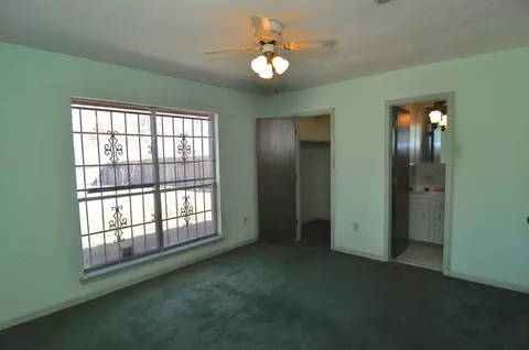 4622 Village Dr, Jackson, MS 39206 photo 12