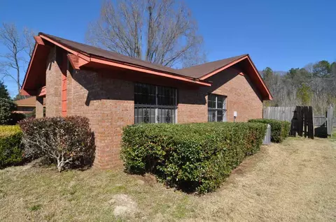 4622 Village Dr, Jackson, MS 39206 photo 2