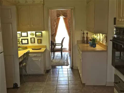 2660 Lake Cir, Jackson, MS 39211 photo 7