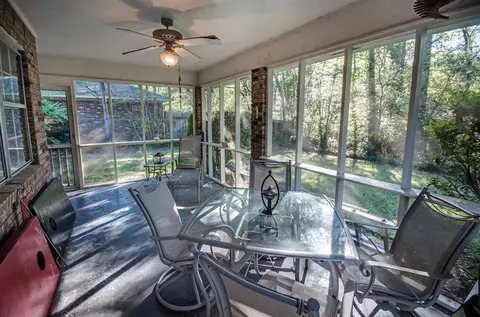 194 Huntview Dr, Brandon, MS 39042 photo 9