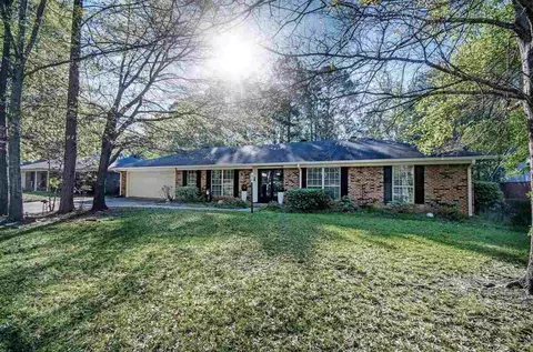 194 Huntview Dr, Brandon, MS 39042 photo 1