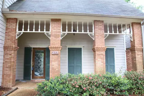 217 E Lake Dr, Brandon, MS 39047 photo 4