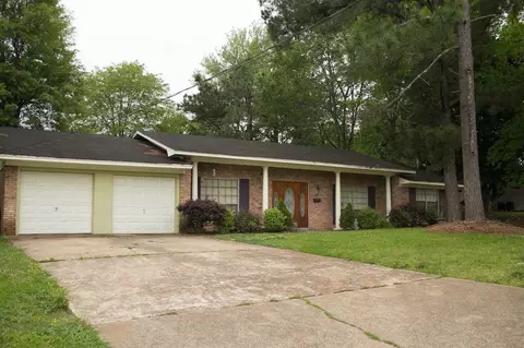 1209 Winnrose St, Jackson, MS 39211 photo 1