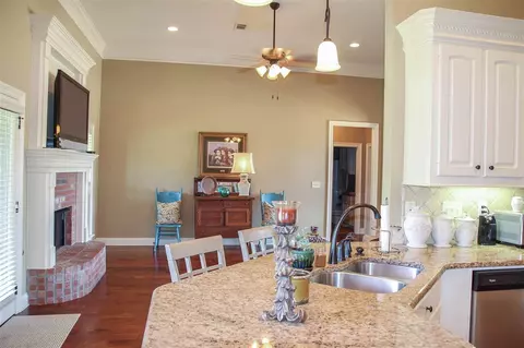 402 Julee Cir, Brandon, MS 39042 photo 18