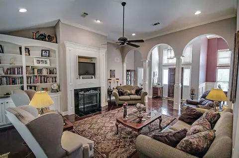 155 Pine Ridge Cir, Brandon, MS 39047 photo 17