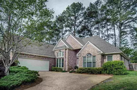 155 Pine Ridge Cir, Brandon, MS 39047 photo 1