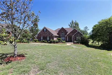 244 Greensview Dr, Brandon, MS 39047 photo 2