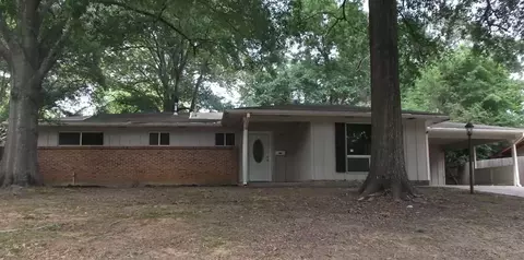 5122 Parkway Dr, Jackson, MS 39211 photo 1