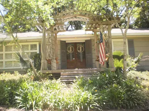 4418 Hickory Ridge Rd, Jackson, MS 39211 photo 2