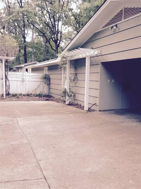 4418 Hickory Ridge Rd, Jackson, MS 39211 photo 9