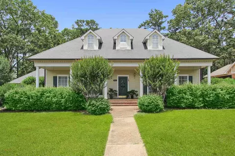 301 Northridge Dr, Brandon, MS 39042 photo 1