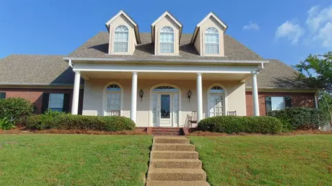 201 Overlook Dr, Brandon, MS 39042 photo 2