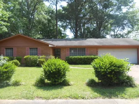 5384 Cedar Park Dr, Jackson, MS 39206 photo 1