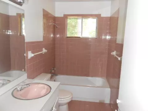 5384 Cedar Park Dr, Jackson, MS 39206 photo 4
