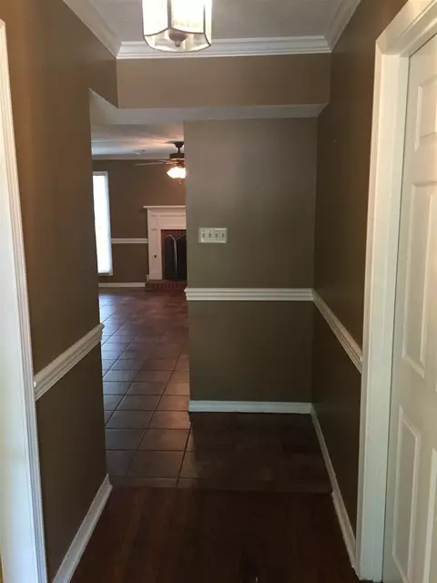 10 Oakford Ct, Jackson, MS 39211 photo 5