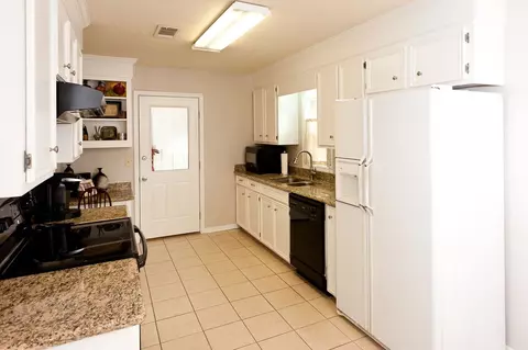 5845 Kristen Dr, Jackson, MS 39211 photo 13