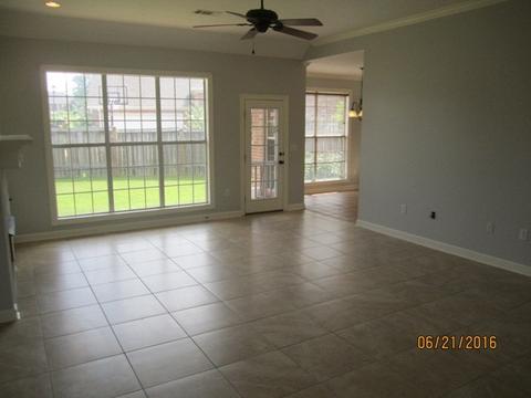 136 Eastside Dr, Brandon, MS 39047 photo 9